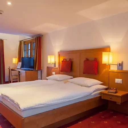 Walliserhof فندق 3*