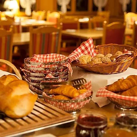 Walliserhof Hotel 3*