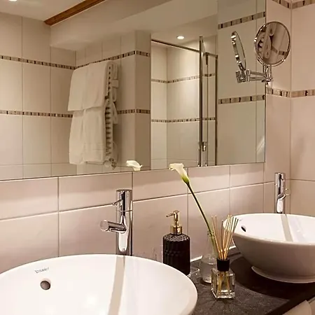 Walliserhof Hotel 3*