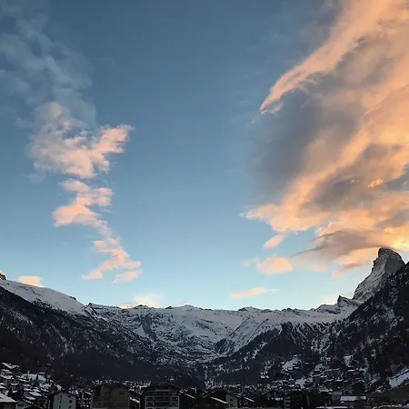 Hotel Walliserhof 3*